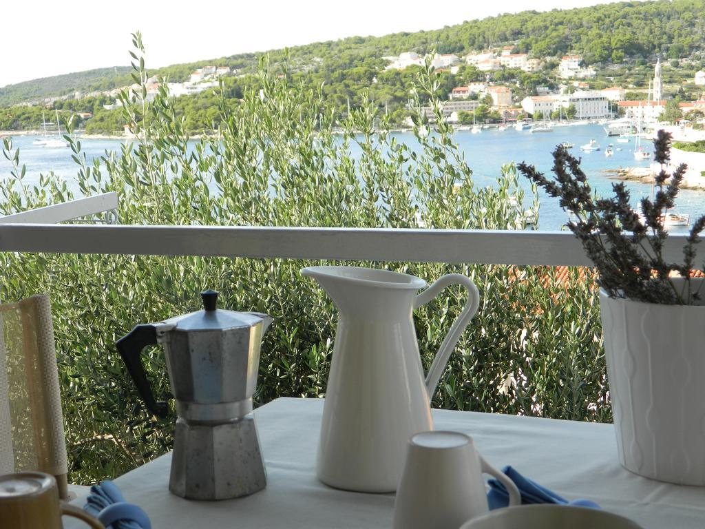 חוואר Seaview Guesthouse - Zf Hvar חדר תמונה