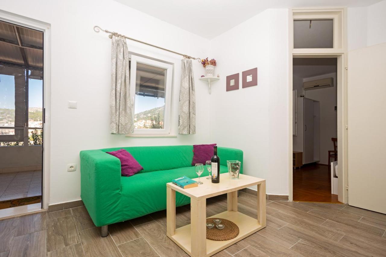 חוואר Seaview Guesthouse - Zf Hvar מראה חיצוני תמונה